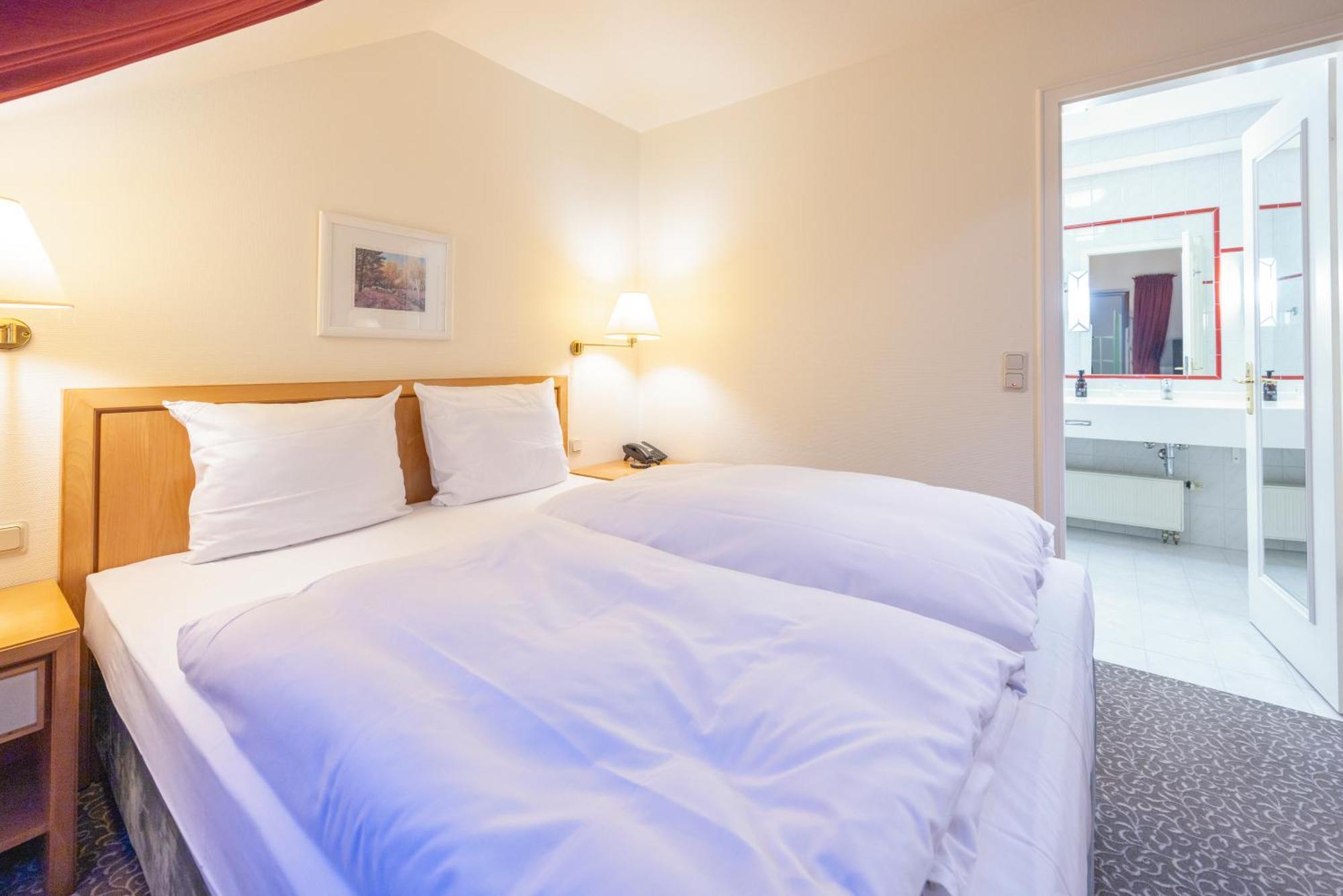 Fletcher Waldhotel Nordrhein-Westfalen Heiligenhaus Εξωτερικό φωτογραφία